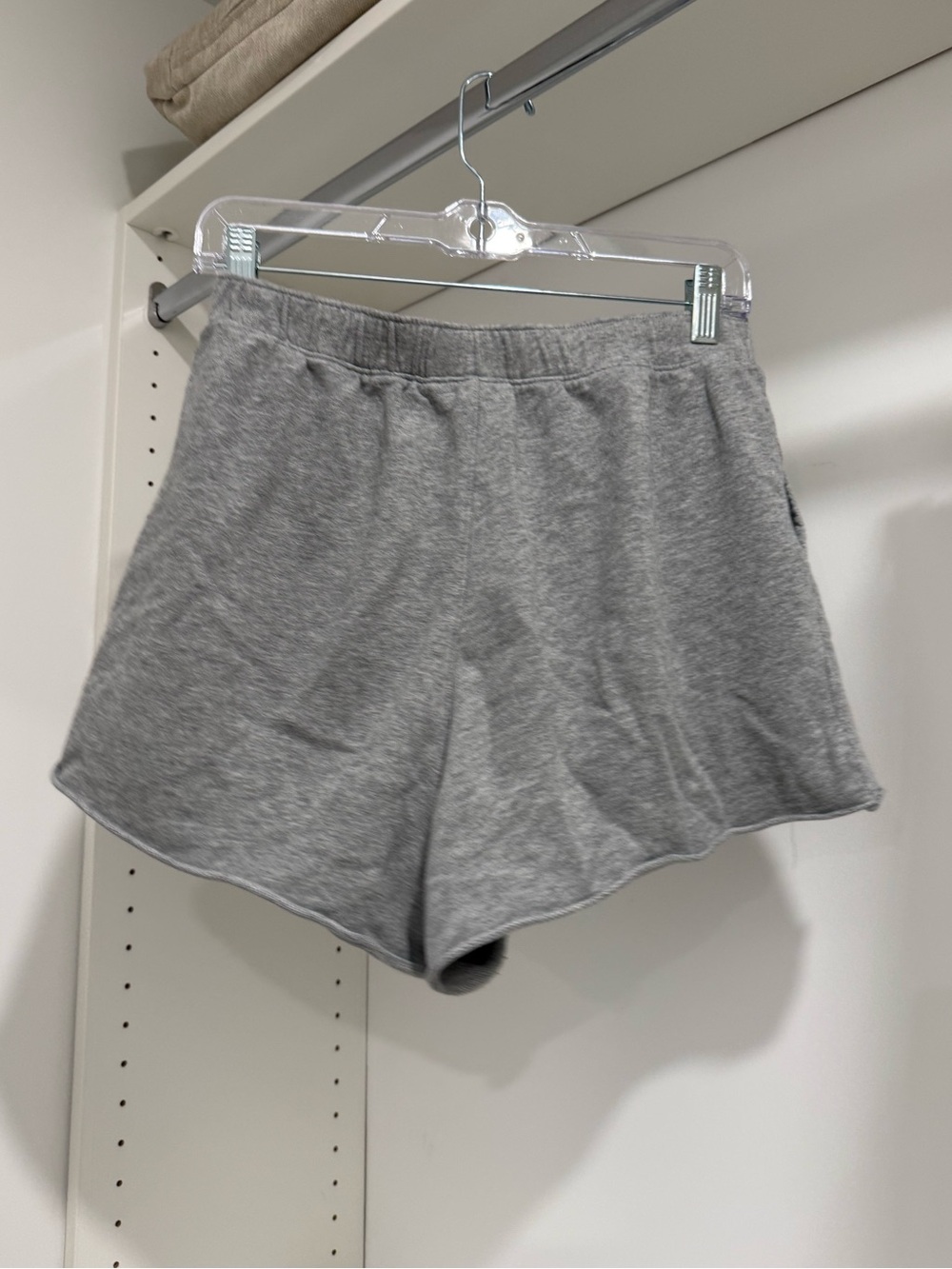 Universal Thread Shorts - Picture 2 of 3
